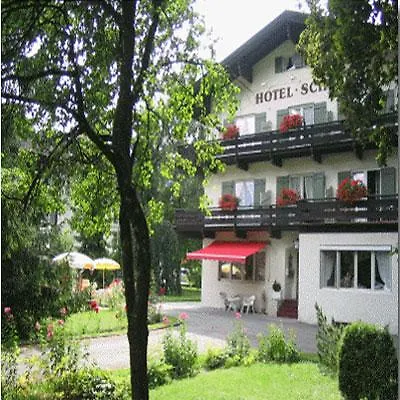 2962 - Hostel *