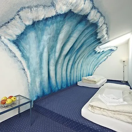 Hostel 2962 -